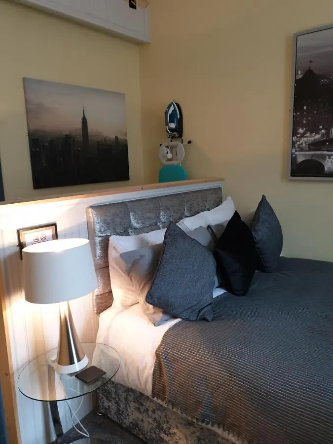 Frederick Douglass - Rooms In The City Edimburgo 0*,  Reino Unido