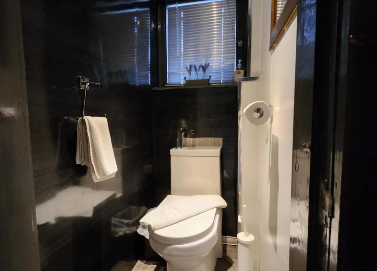 Guest house Frederick Douglass - Rooms In The City Edinburgh United Kingdom