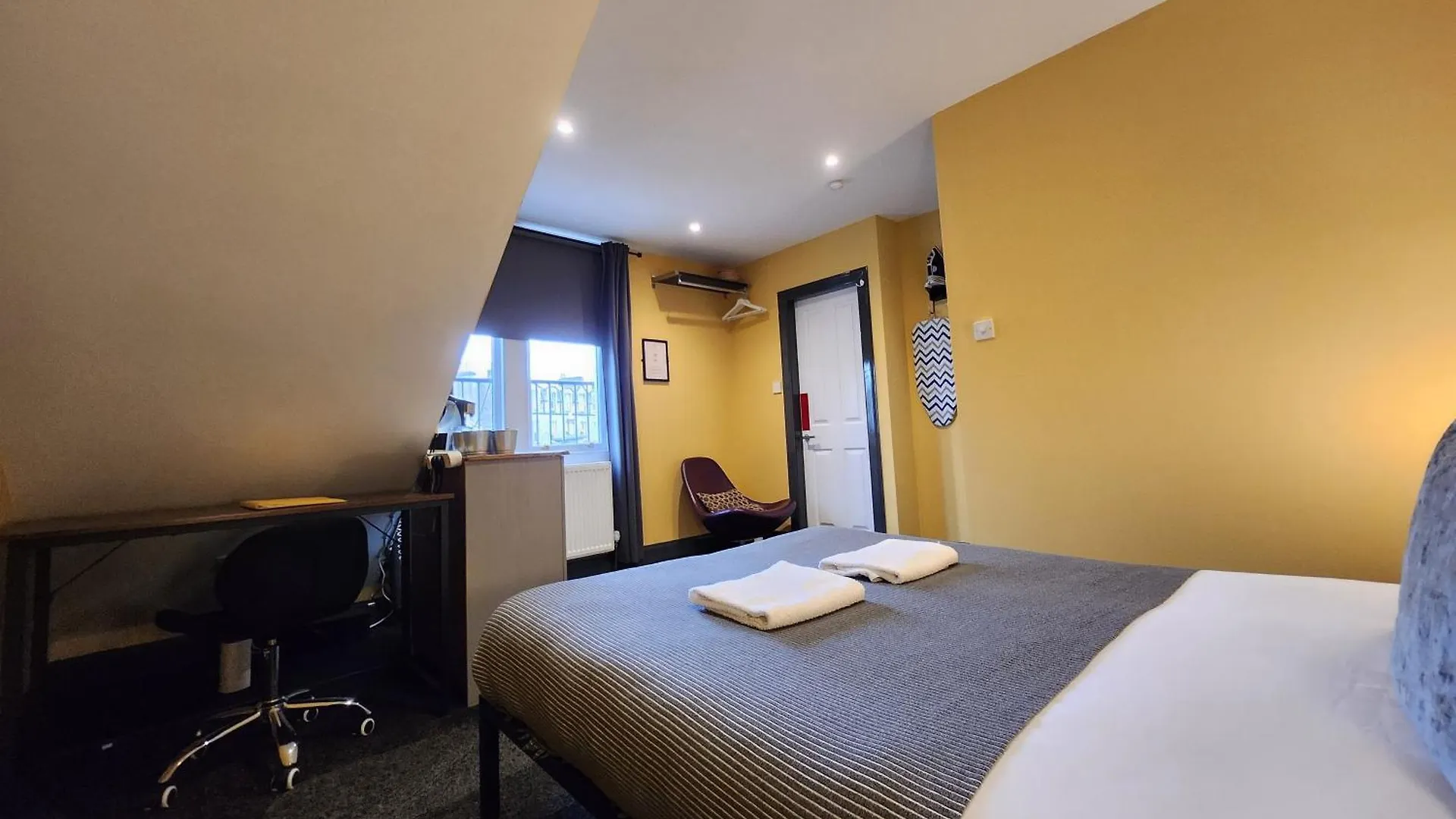 Frederick Douglass - Rooms In The City Edinburgh