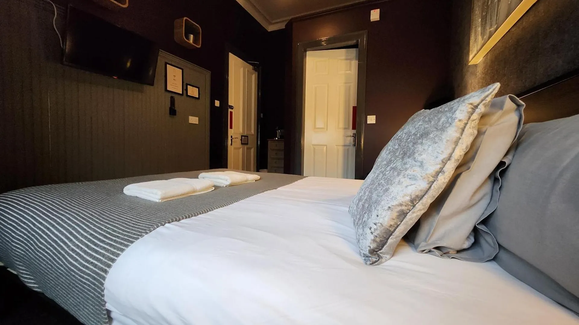 Frederick Douglass - Rooms In The City Edinburgh