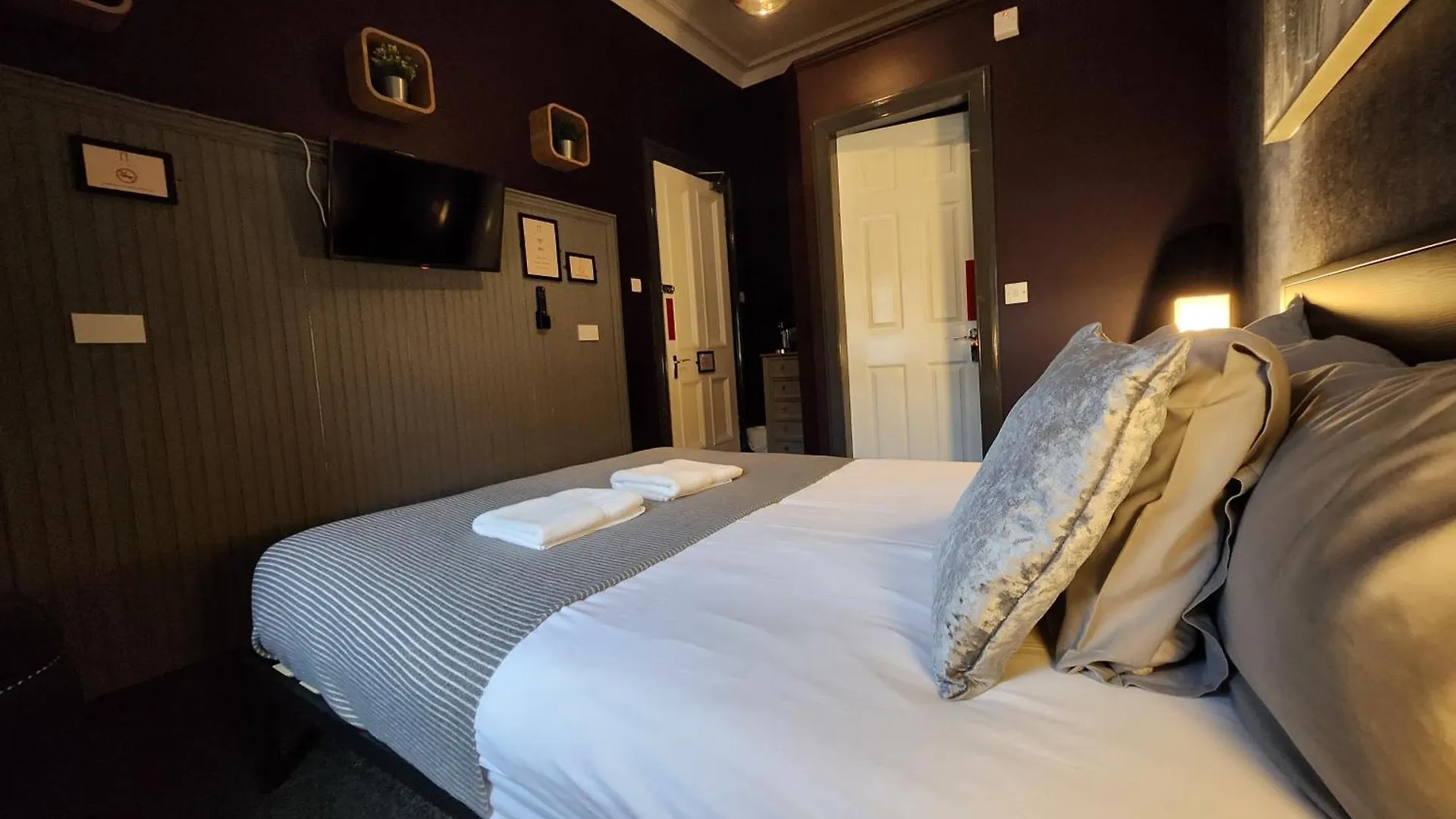 Frederick Douglass - Rooms In The City Edinburgh