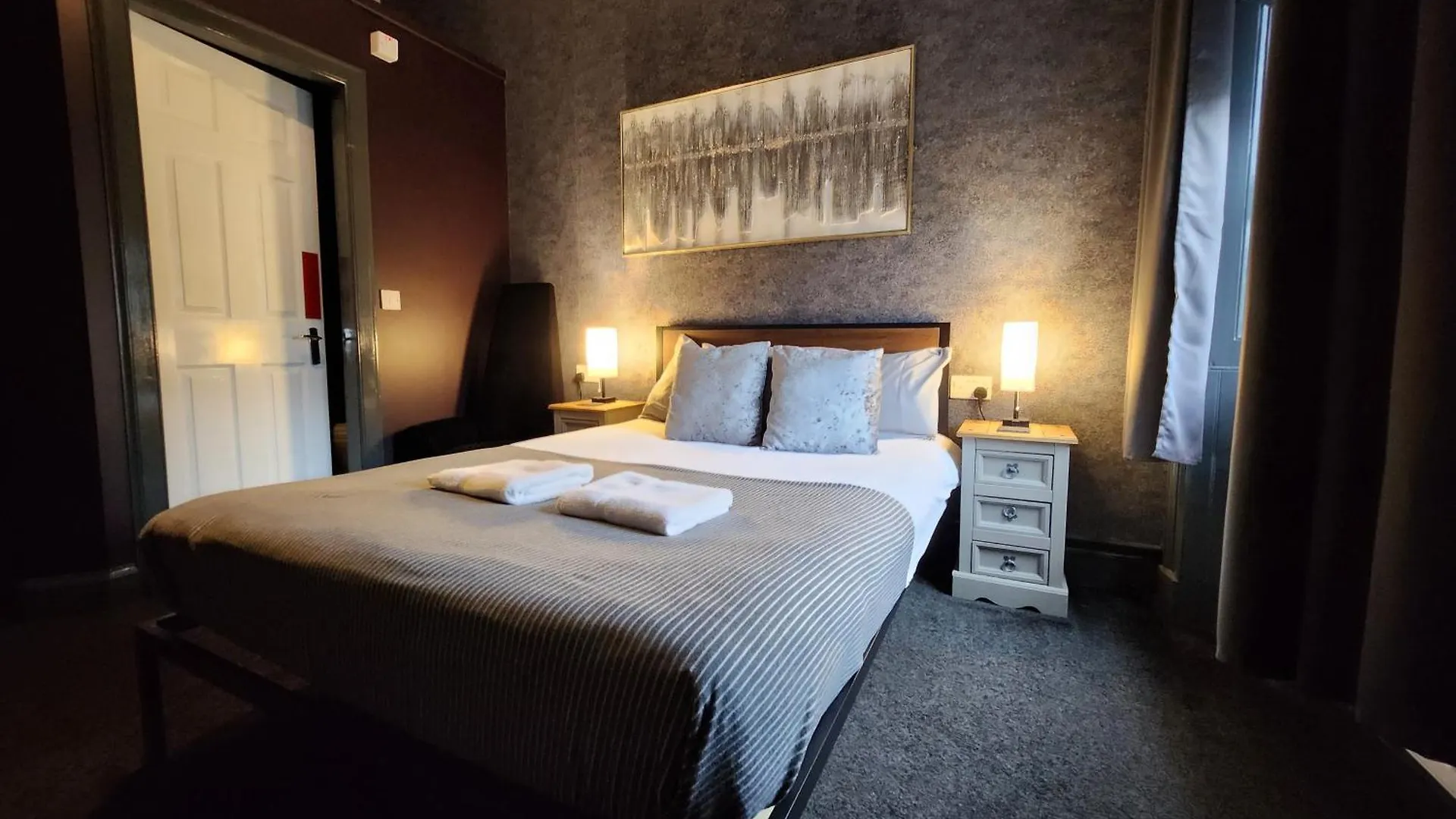 Frederick Douglass - Rooms In The City Edinburgh 0*,  United Kingdom